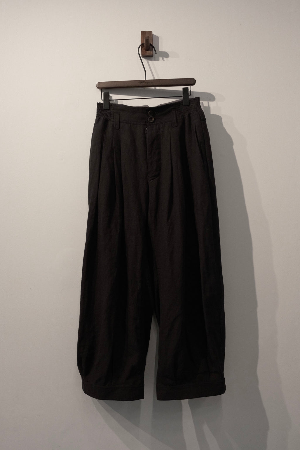Cropped Trousers - Black