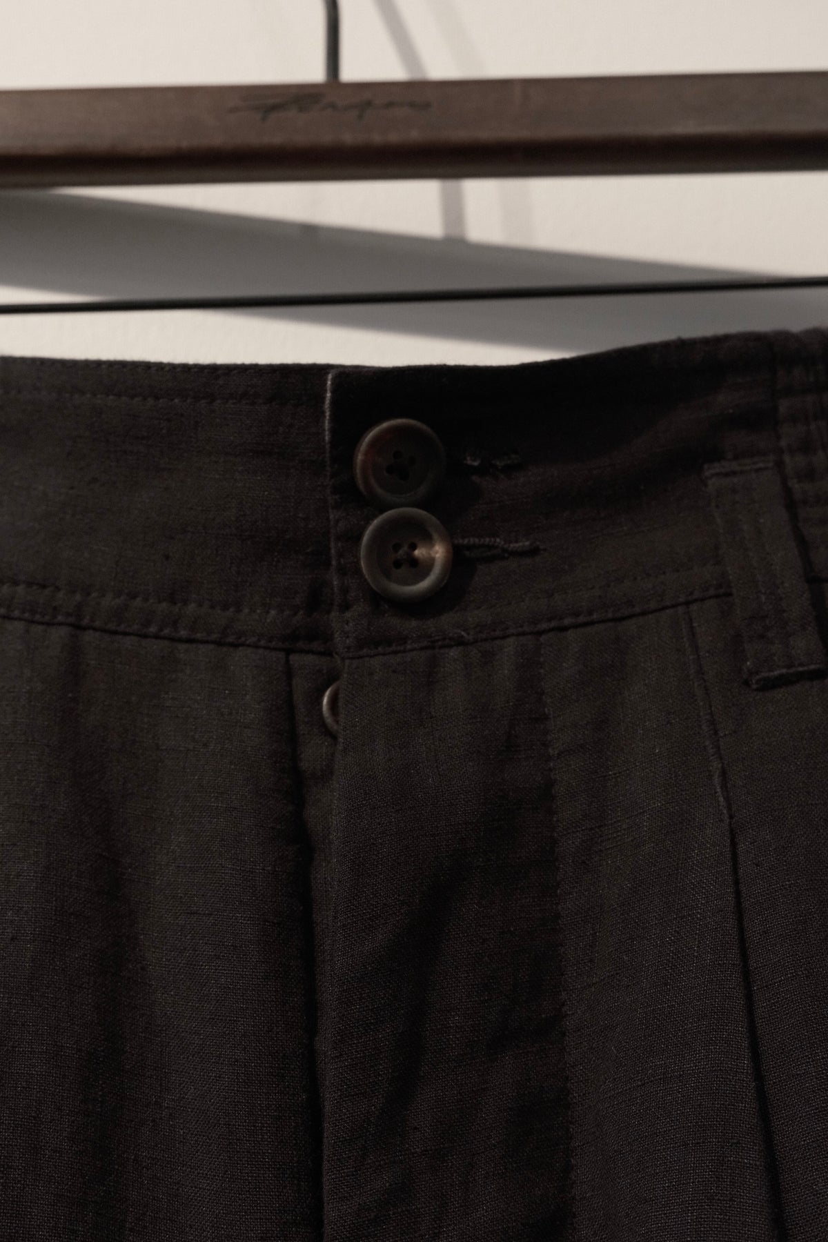 Cropped Trousers - Black