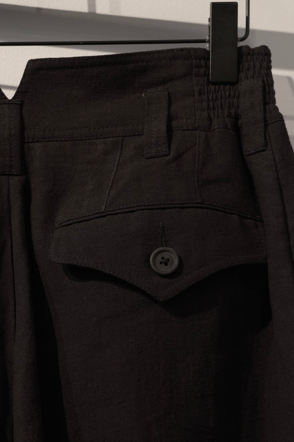 Cropped Trousers - Black