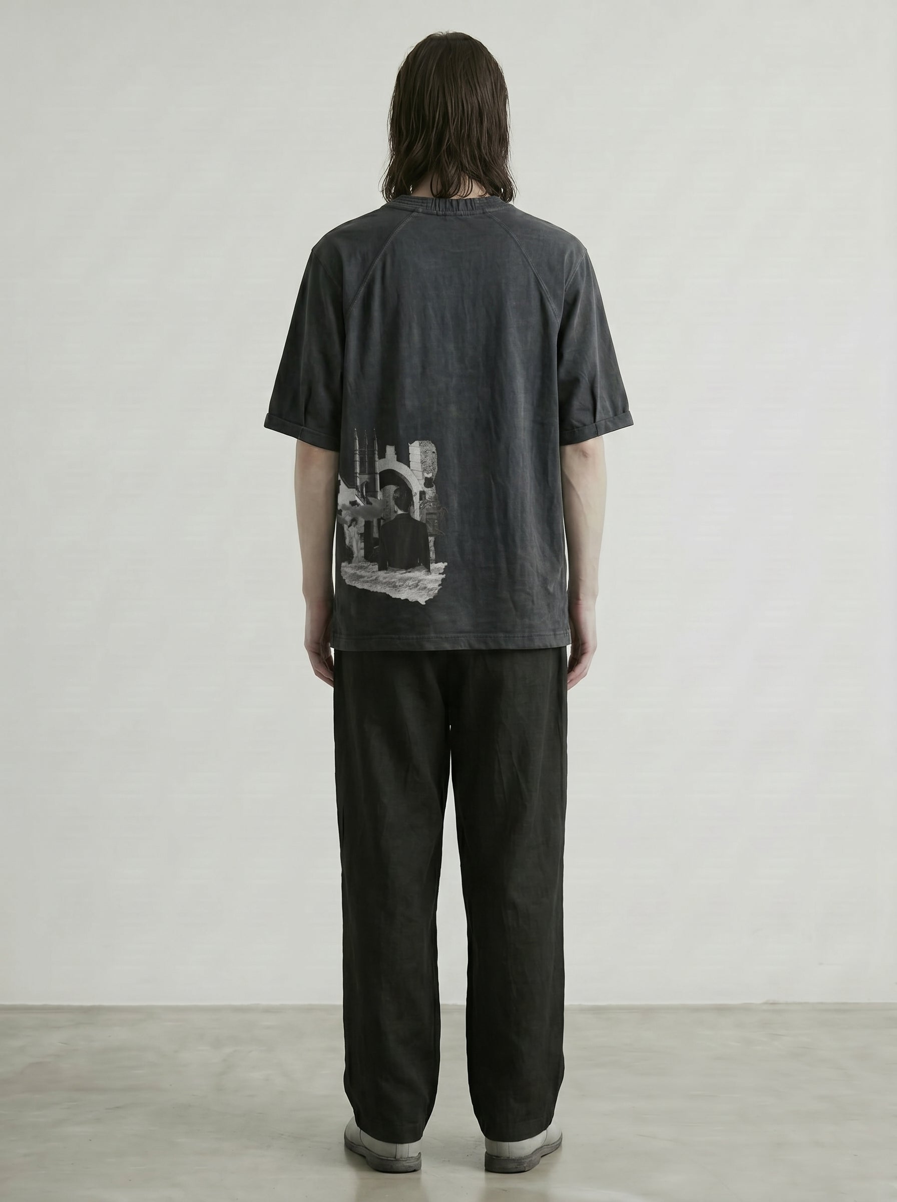 Round Collar Print T-shirt