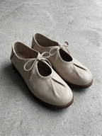 Pleated Flat