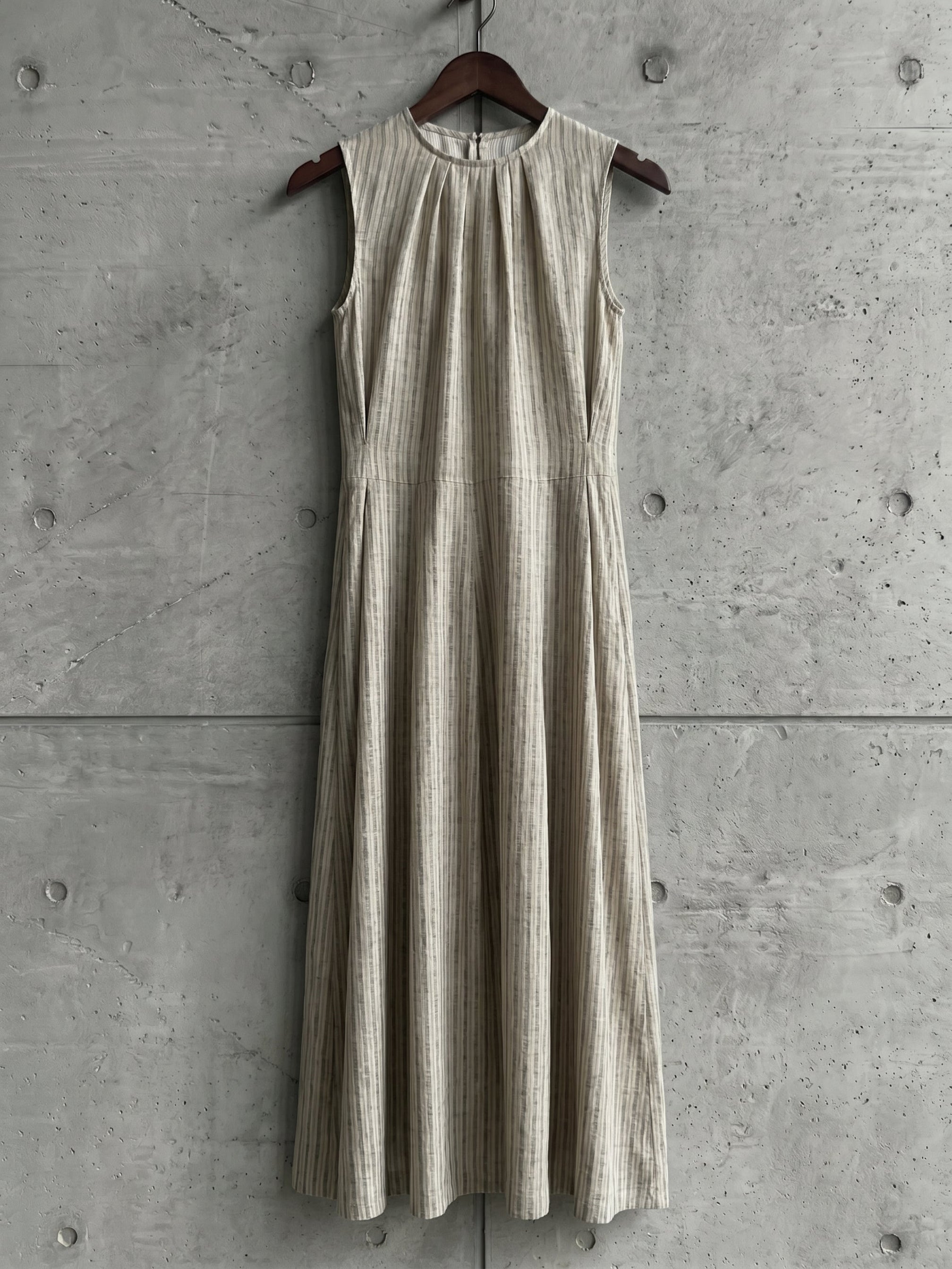 Basic Pleated Dress