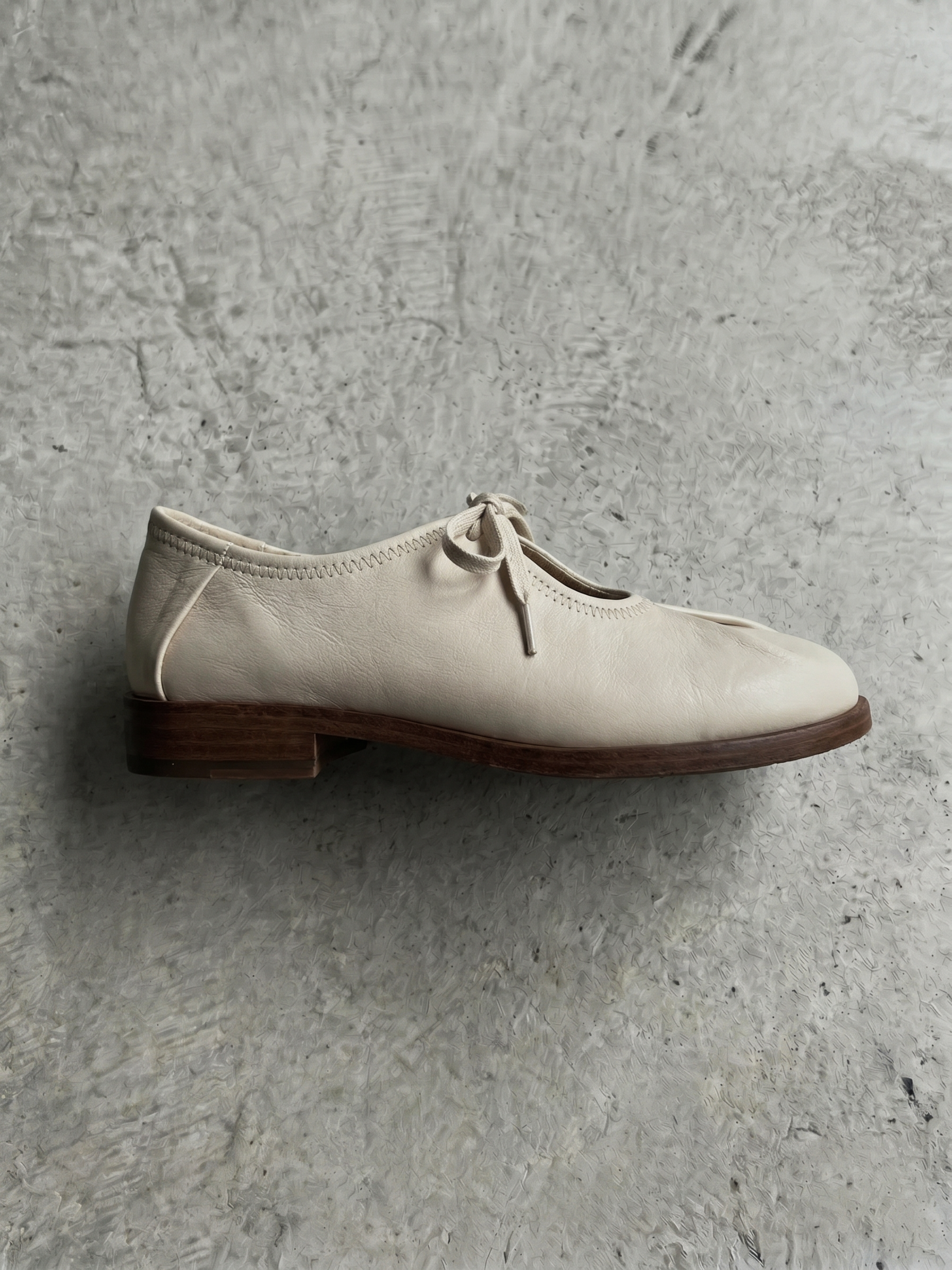 Pleated Flat